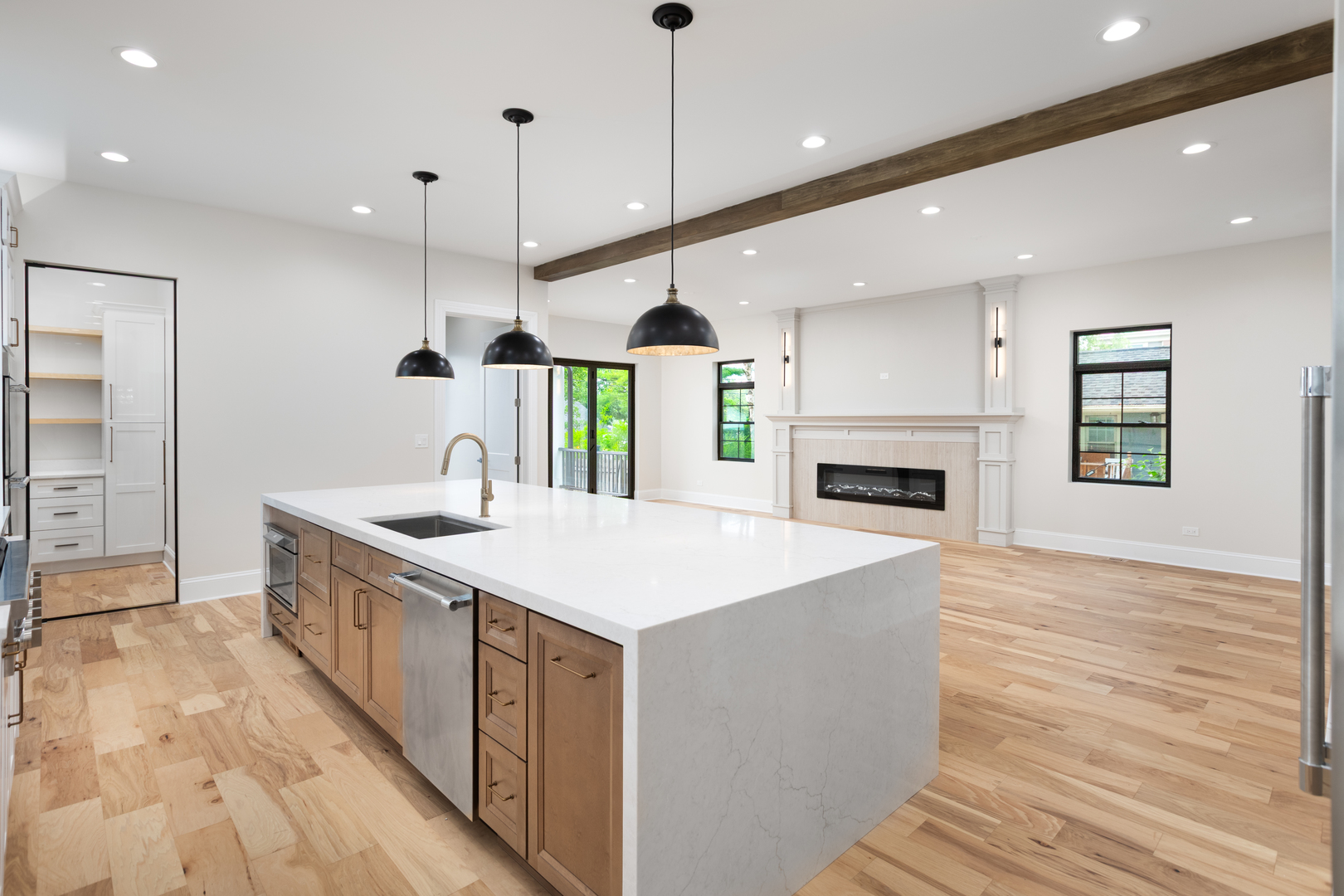 223 Center Street, Naperville, IL 60540