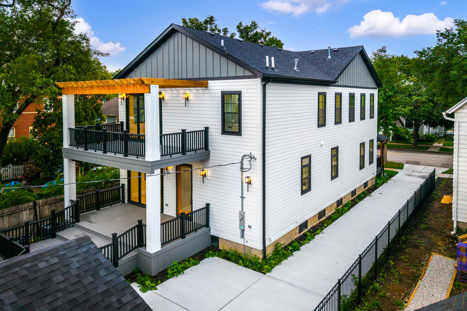 223 Center Street, Naperville, IL 60540