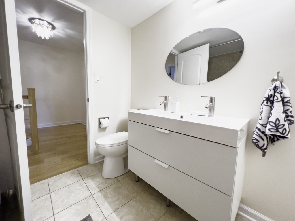 26 Cour Versaille Court #26, Palos Hills, IL 60465