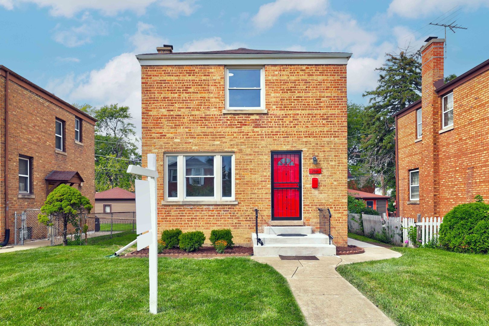 3901 Jackson Street, Bellwood, IL 60104