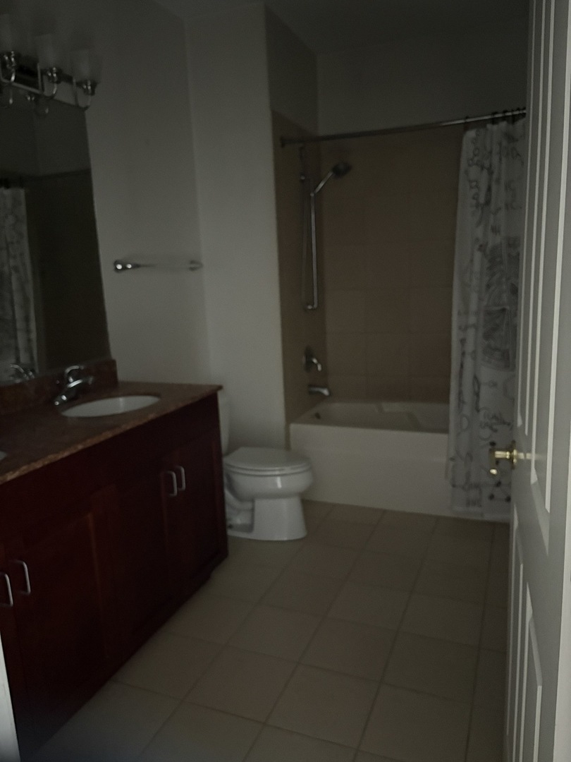 1226 S Blue Island Avenue #101, Chicago, IL 60608