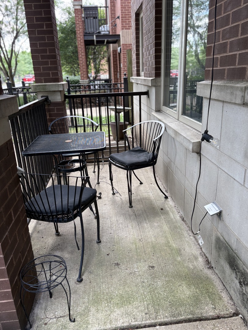 1226 S Blue Island Avenue #101, Chicago, IL 60608