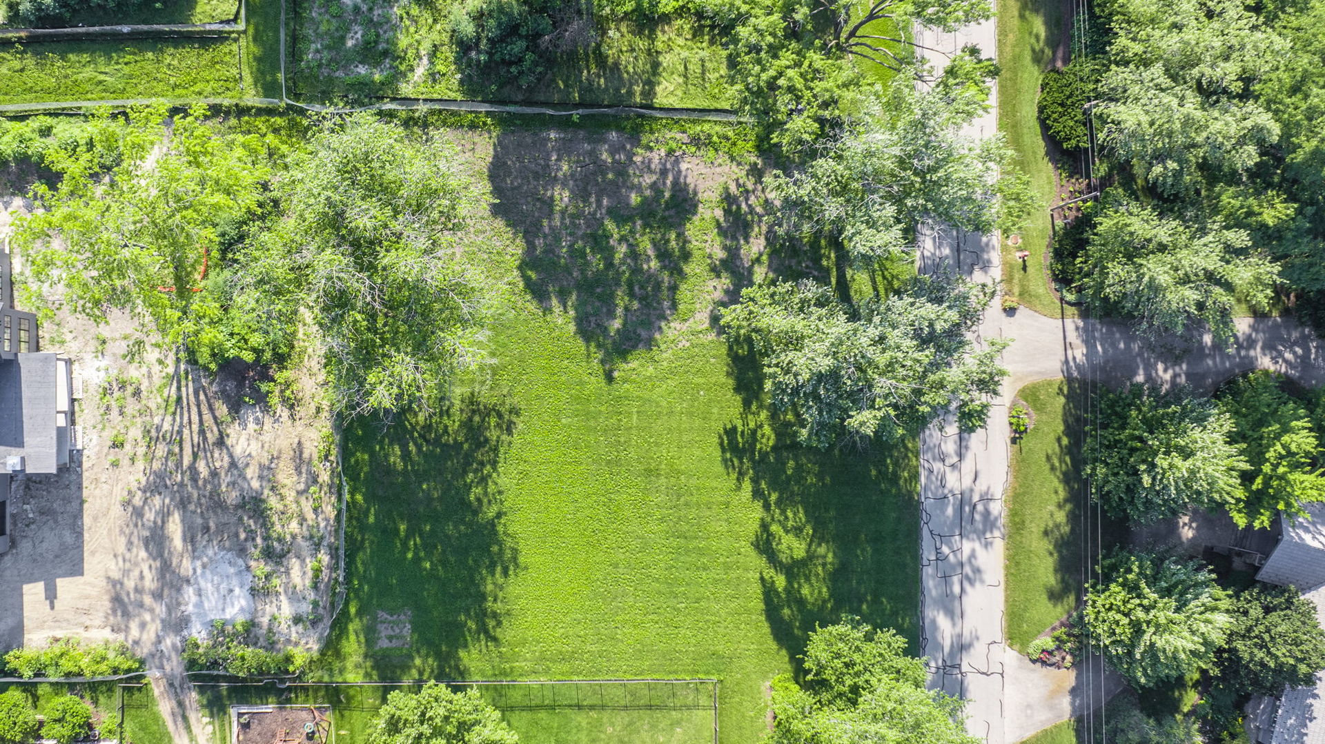 15W371 61st Place, Burr Ridge, IL 60527