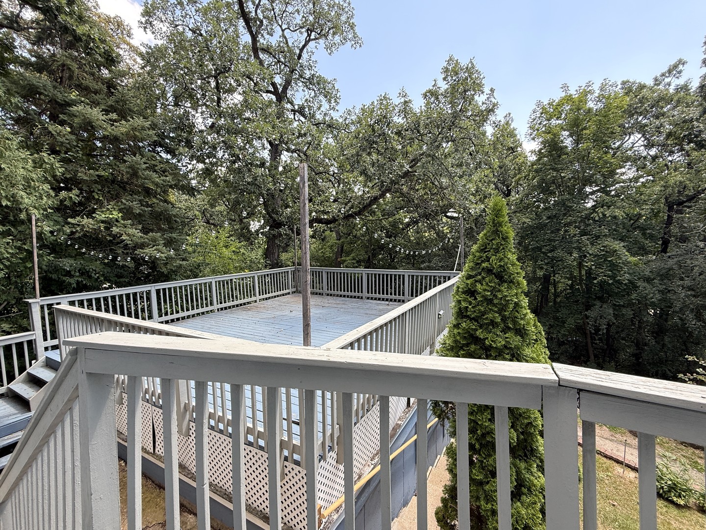 541 Blackhawk Drive, Lake In The Hills, IL 60156