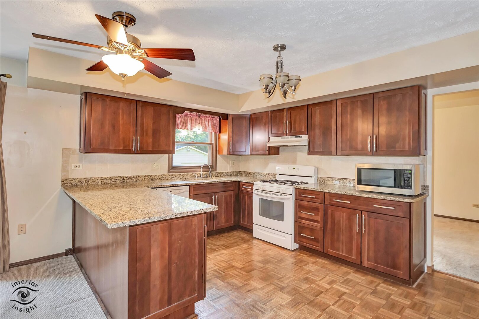 7710 Ravina Drive, Spring Grove, IL 60081