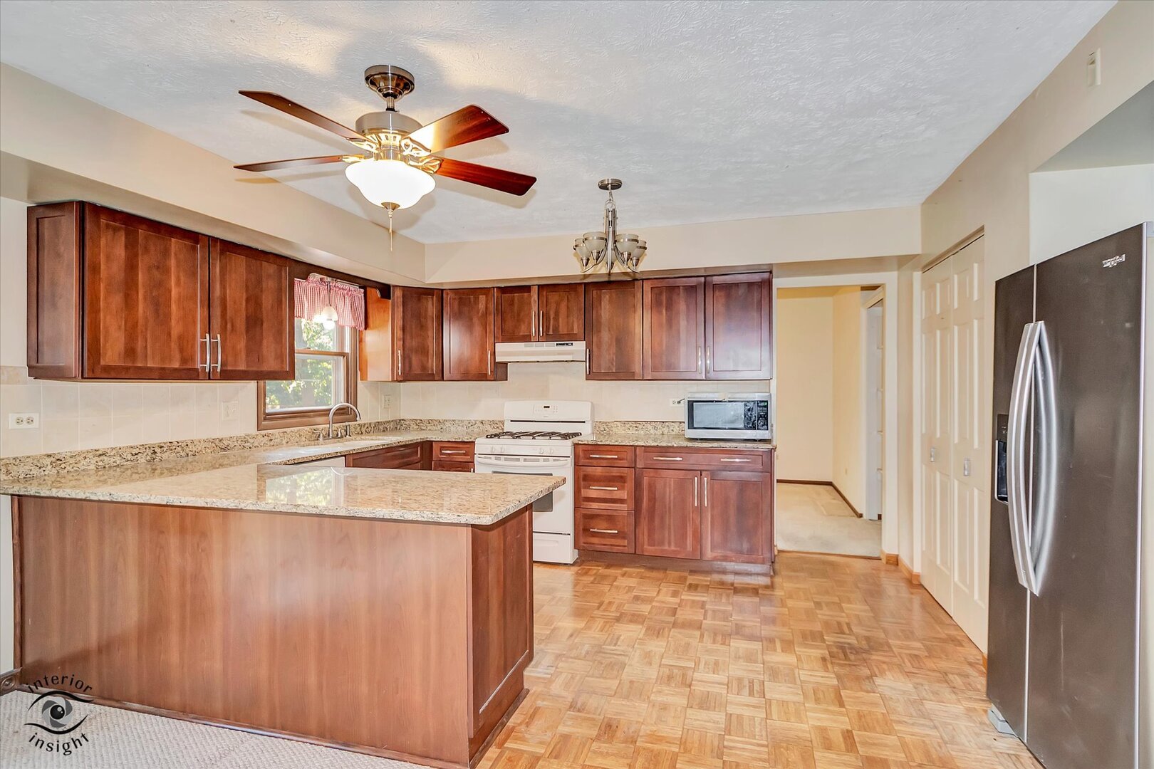 7710 Ravina Drive, Spring Grove, IL 60081