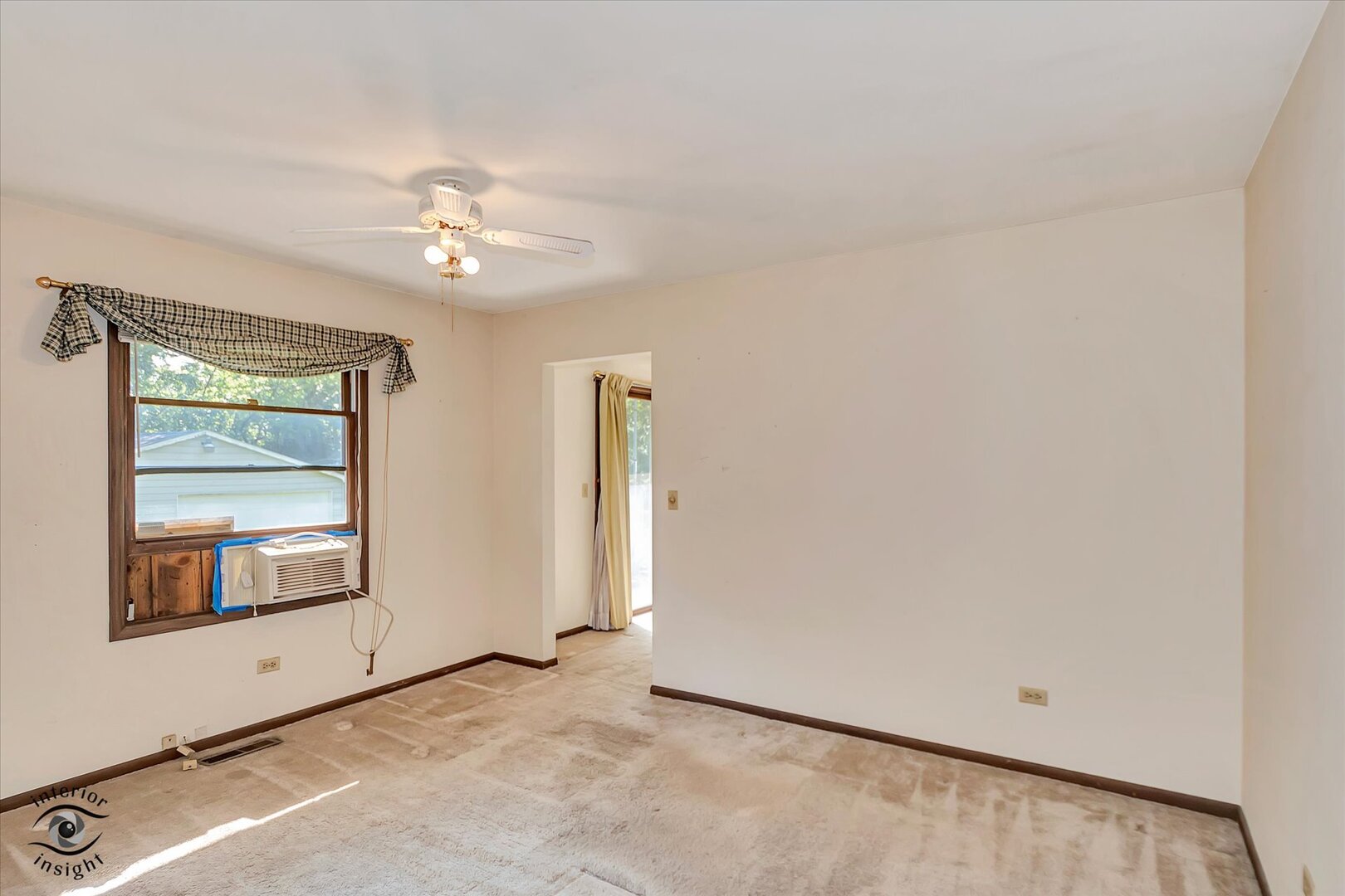 7710 Ravina Drive, Spring Grove, IL 60081