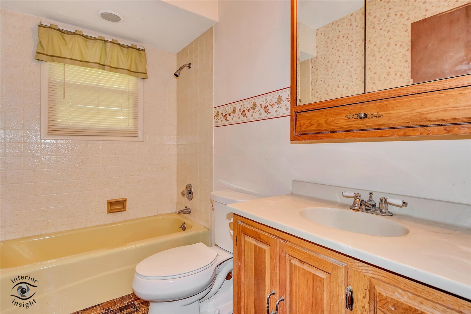 7710 Ravina Drive, Spring Grove, IL 60081