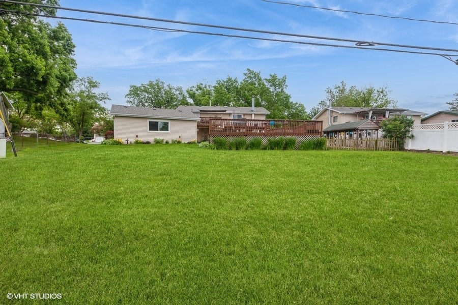 2S200 Valley Road, Lombard, IL 60148