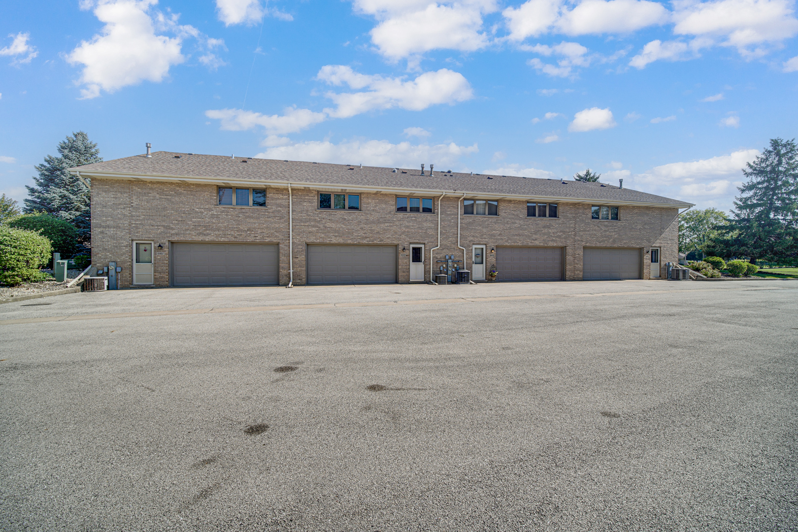 10935 California Court #185, Orland Park, IL 60467