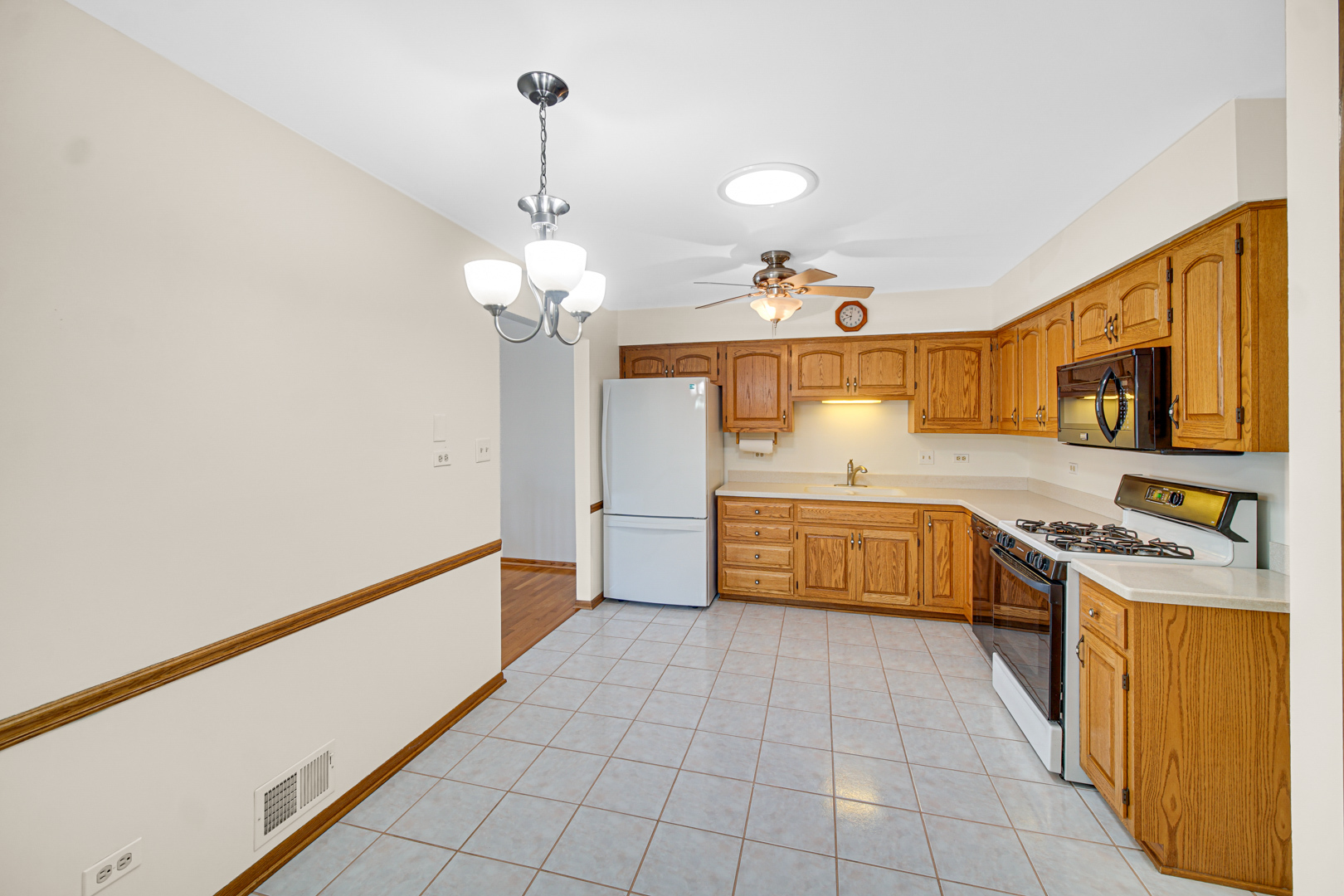 10935 California Court #185, Orland Park, IL 60467