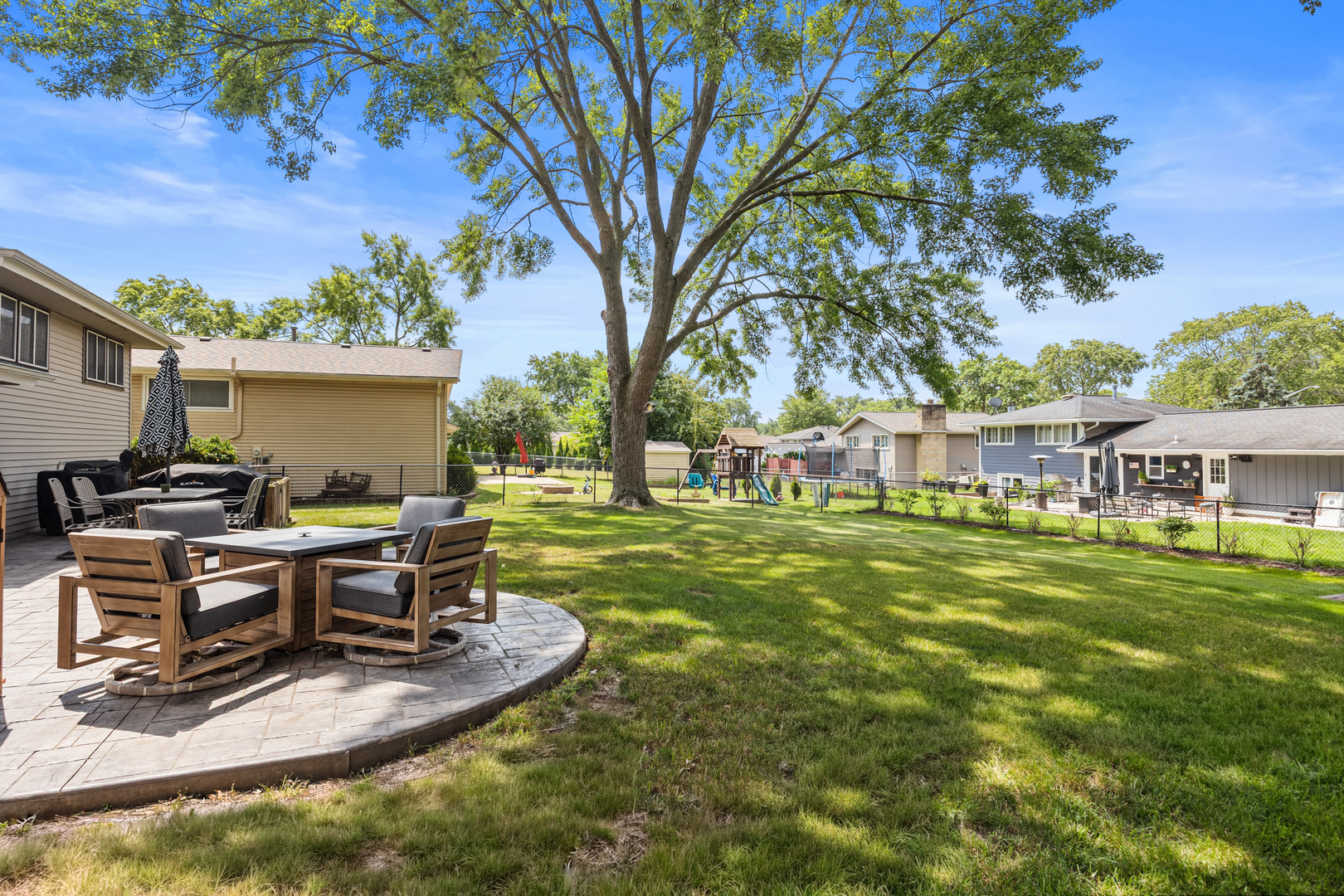 410 Andrew Lane, Schaumburg, IL 60193