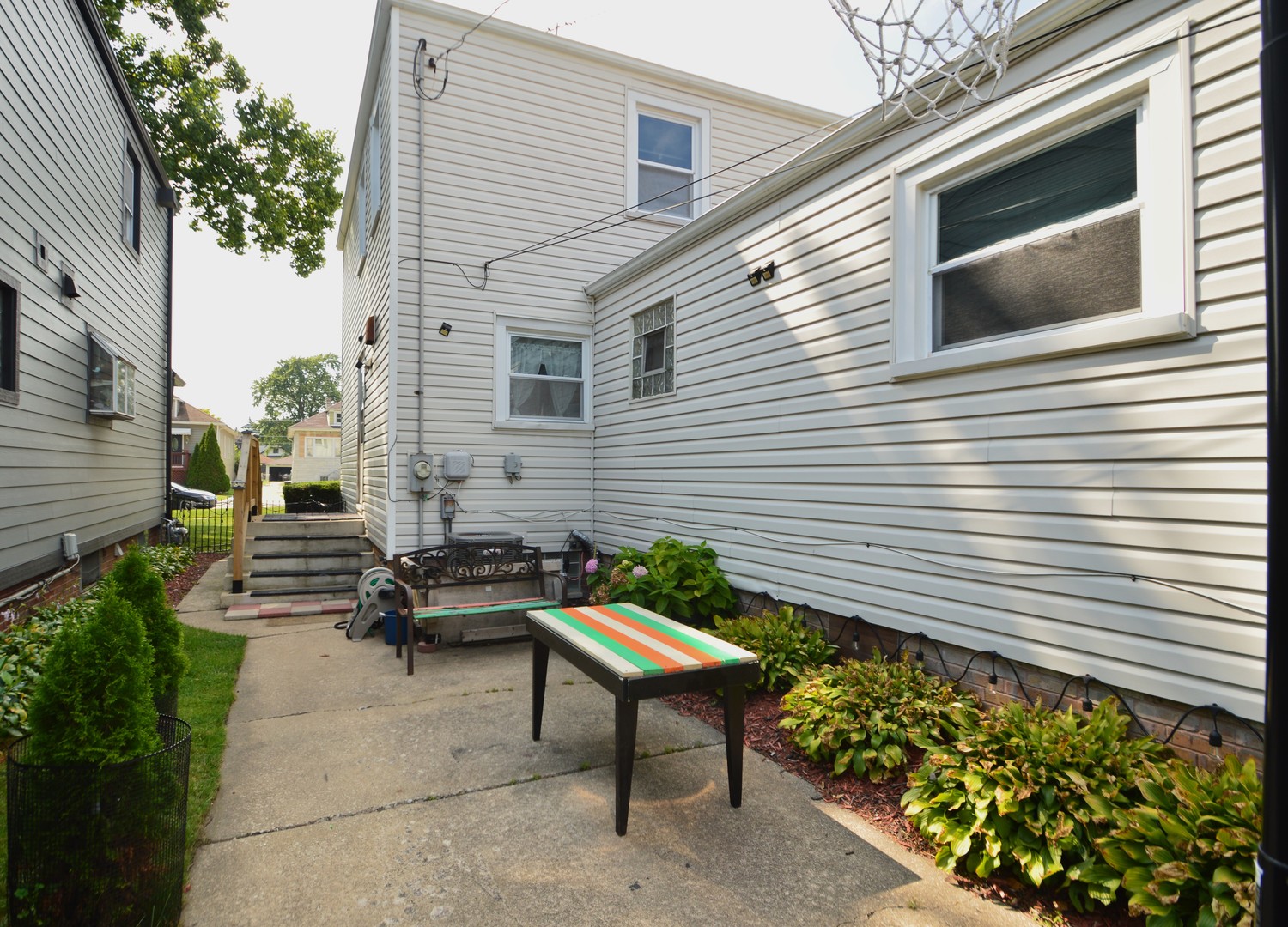 3933 Clinton Avenue, Stickney, IL 60402
