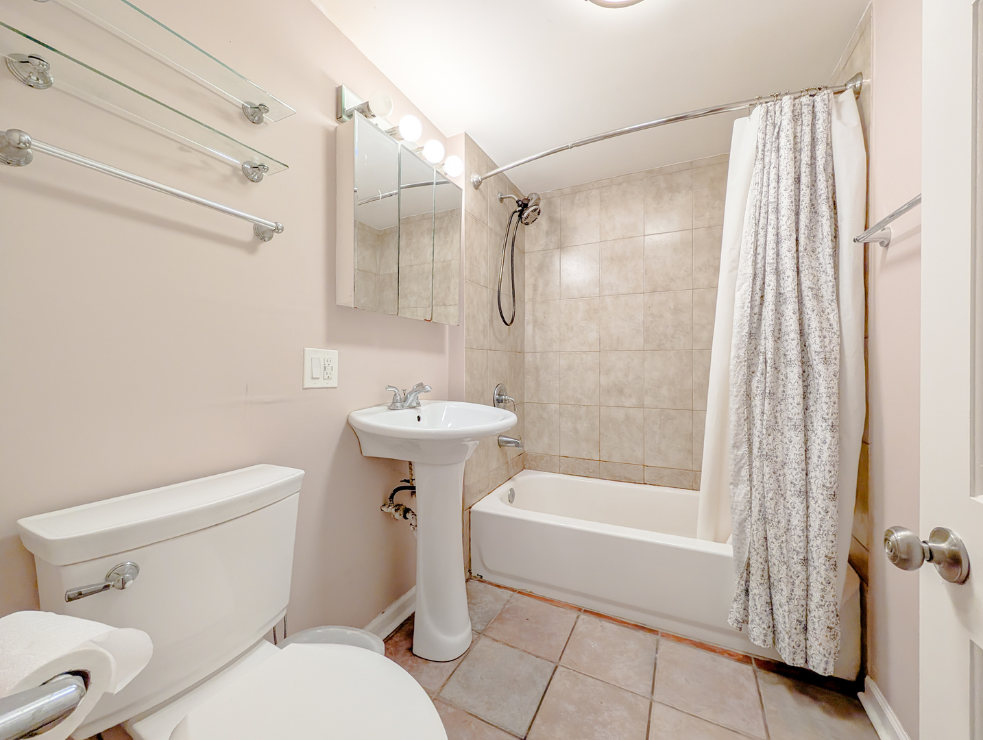 3739 N Pulaski Road #GN, Chicago, IL 60641
