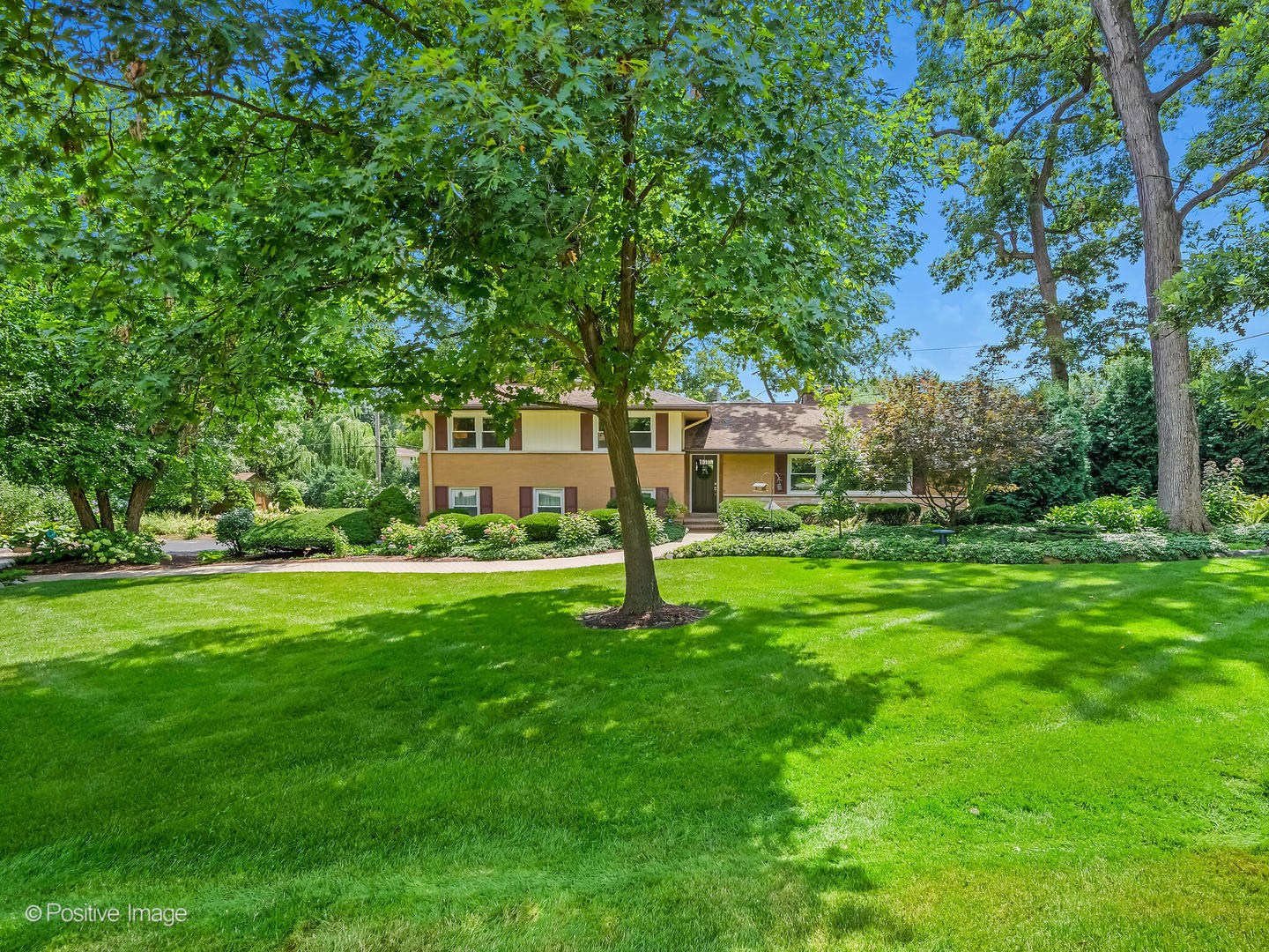 23W111 Mulberry Lane, Glen Ellyn, IL 60137