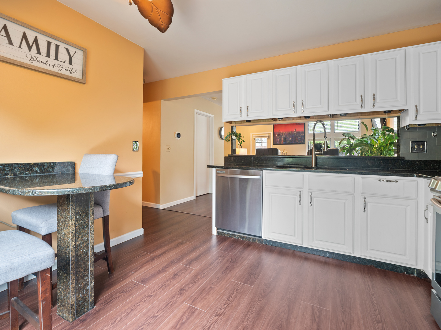 2828 Brighton Court, Westchester, IL 60154