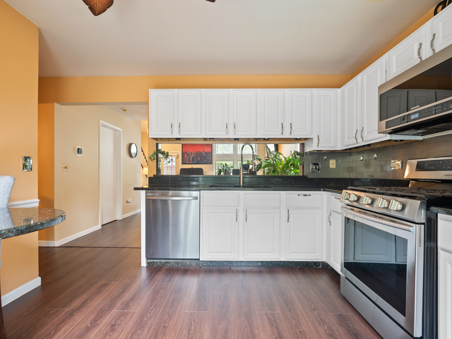 2828 Brighton Court, Westchester, IL 60154