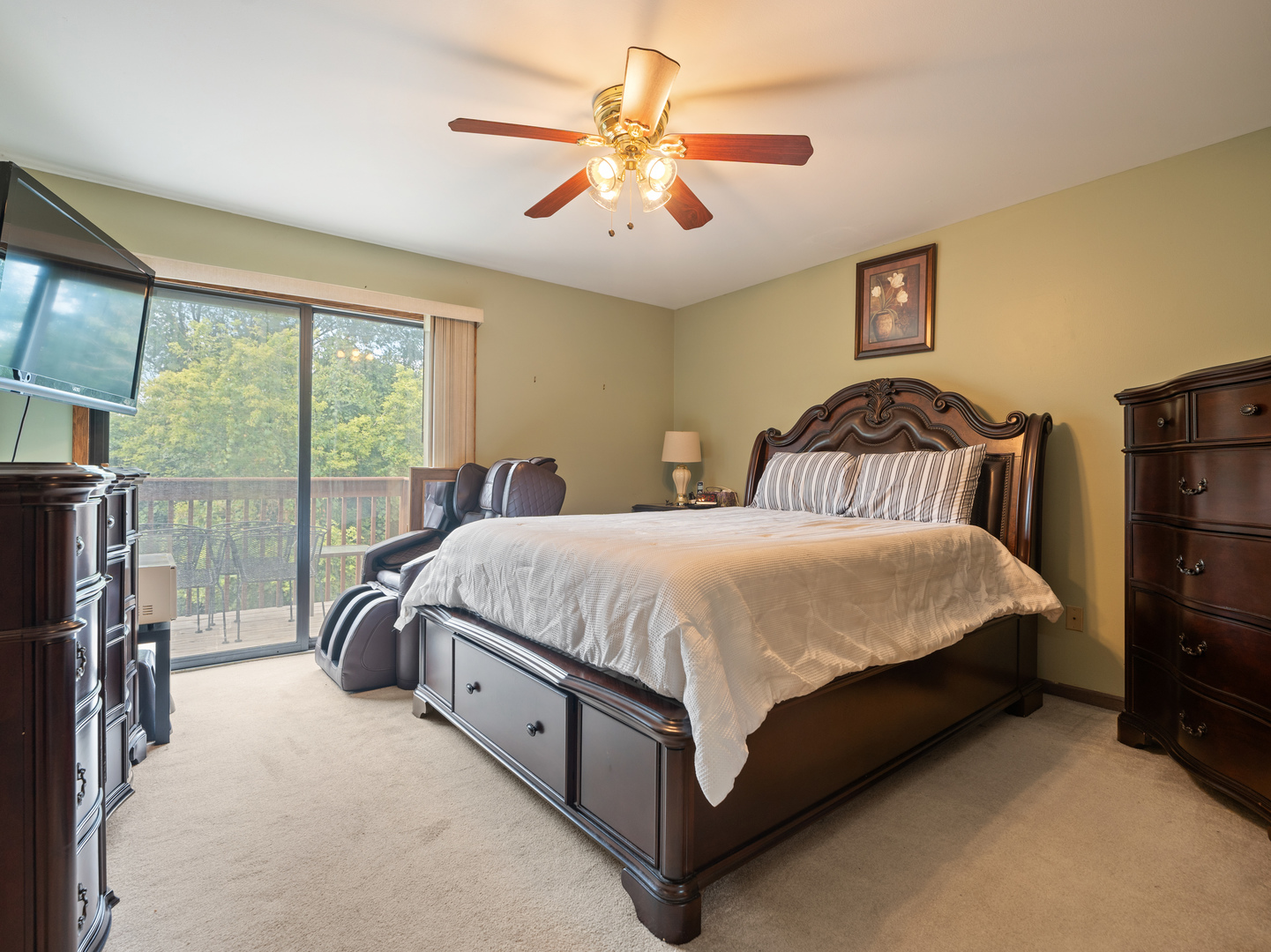 2828 Brighton Court, Westchester, IL 60154