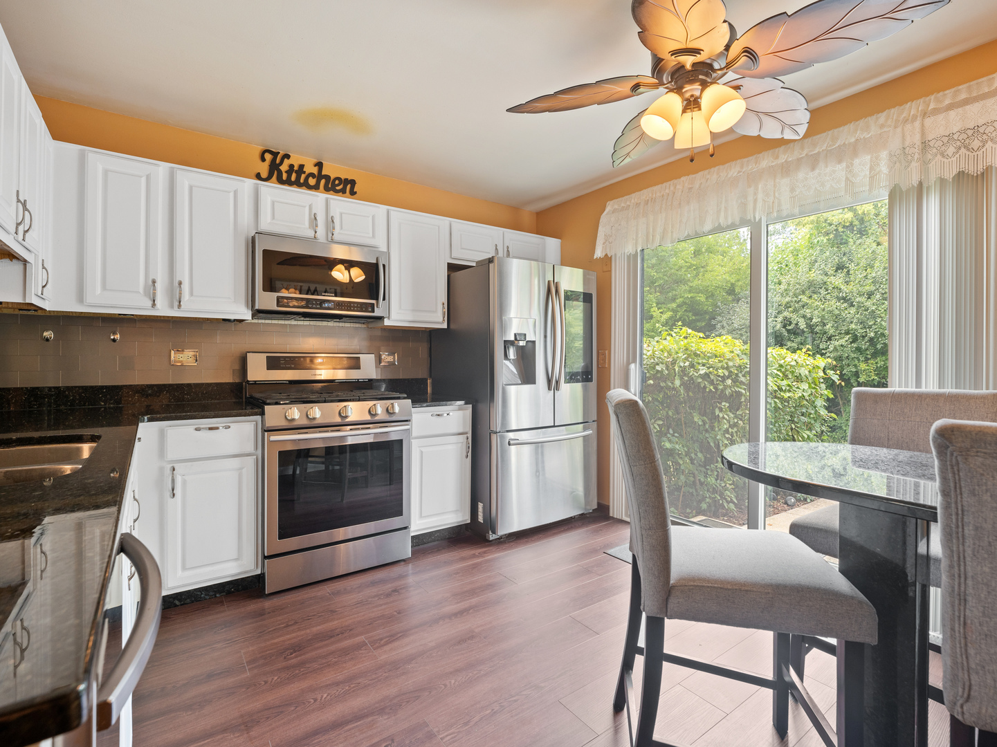 2828 Brighton Court, Westchester, IL 60154