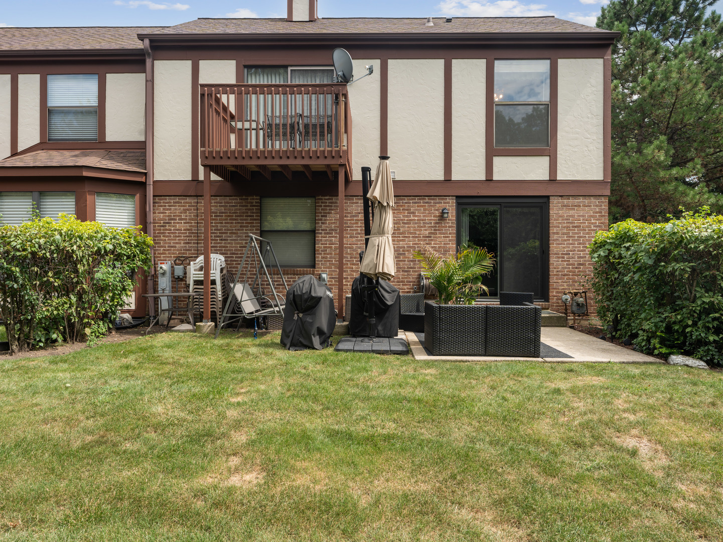2828 Brighton Court, Westchester, IL 60154