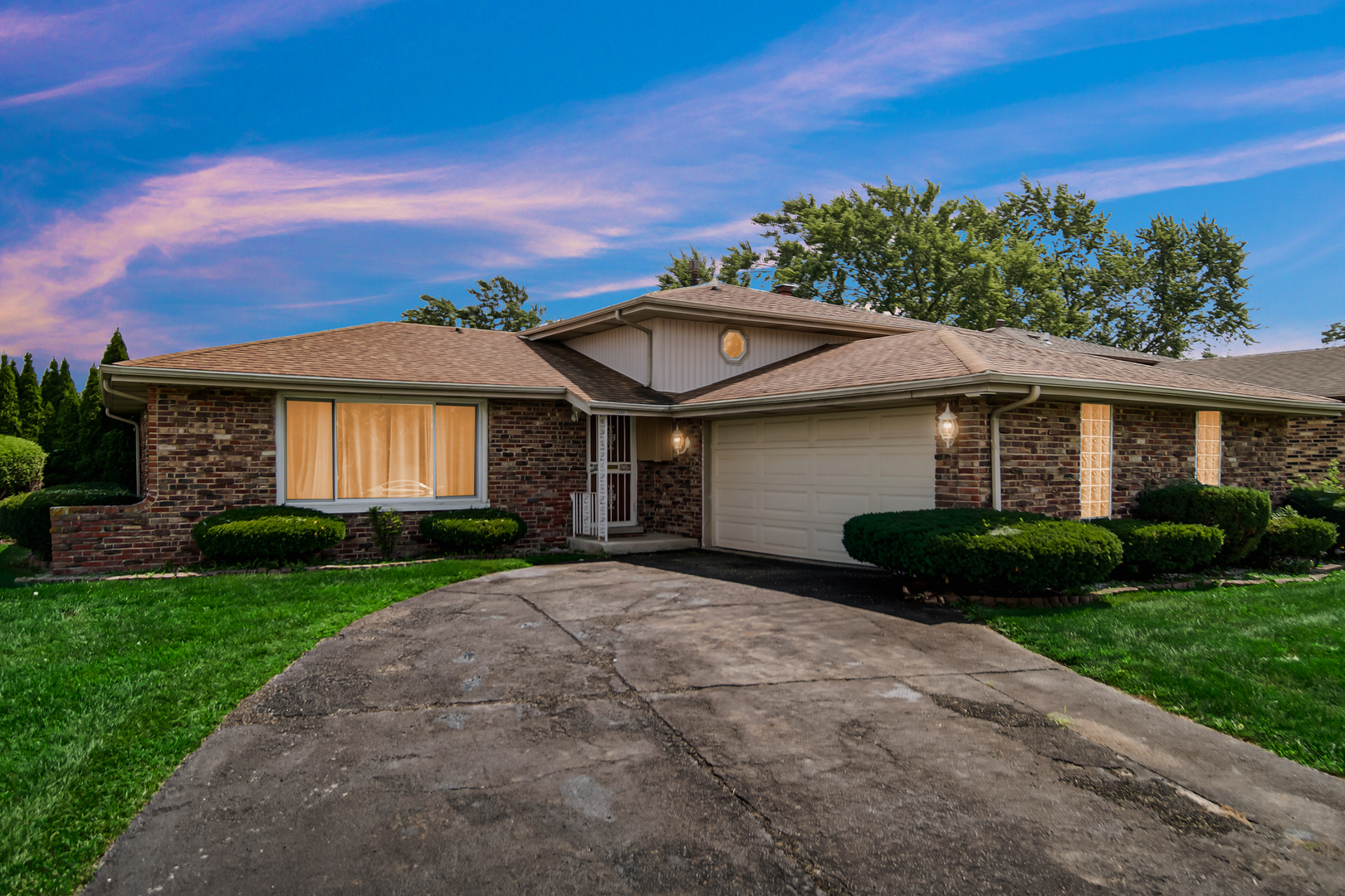20001 Park Avenue, Lynwood, IL 60411
