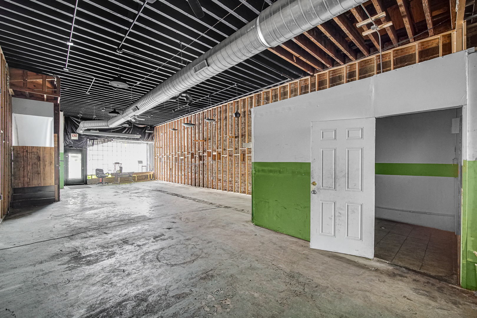 4323 W Madison Street, Chicago, IL 60624