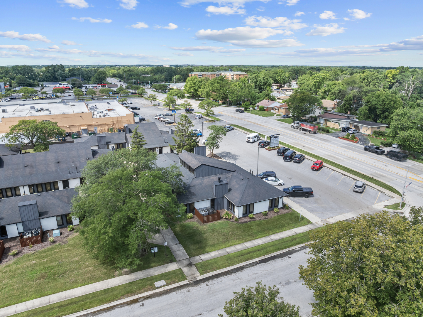 17500 E Carriageway Drive #E4, Hazel Crest, IL 60429