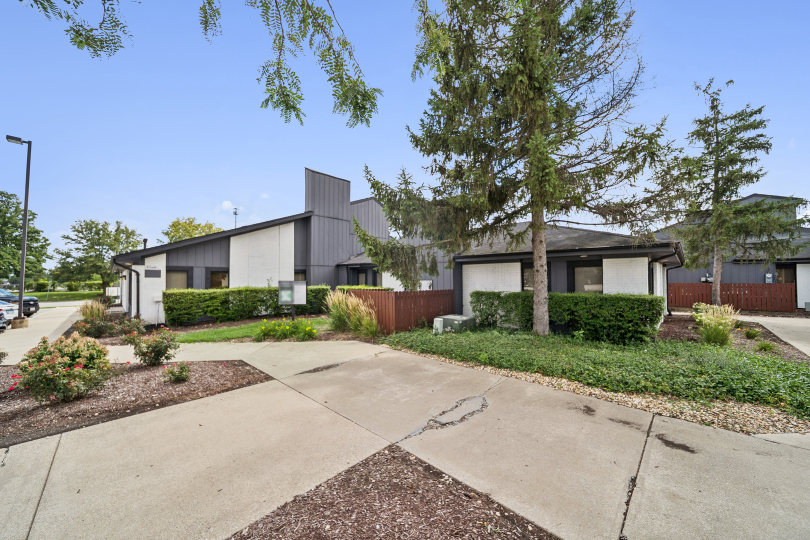 17500 E Carriageway Drive #E5, Hazel Crest, IL 60429