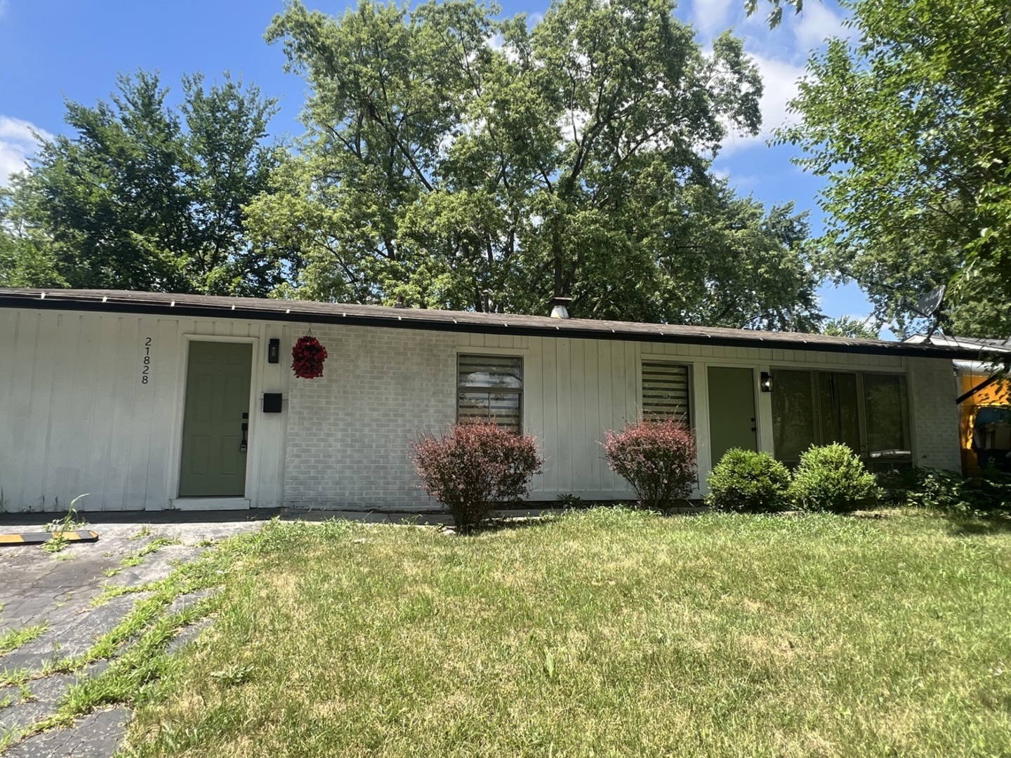 21828 Merrill Avenue, Sauk Village, IL 60411