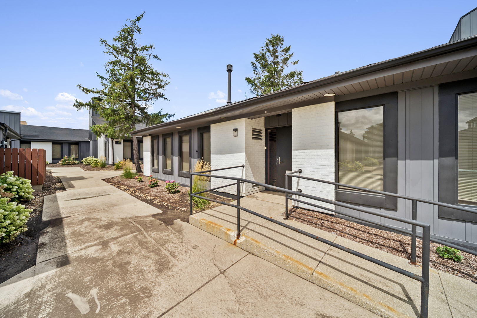 17500 E Carriageway Drive #E7, Hazel Crest, IL 60429