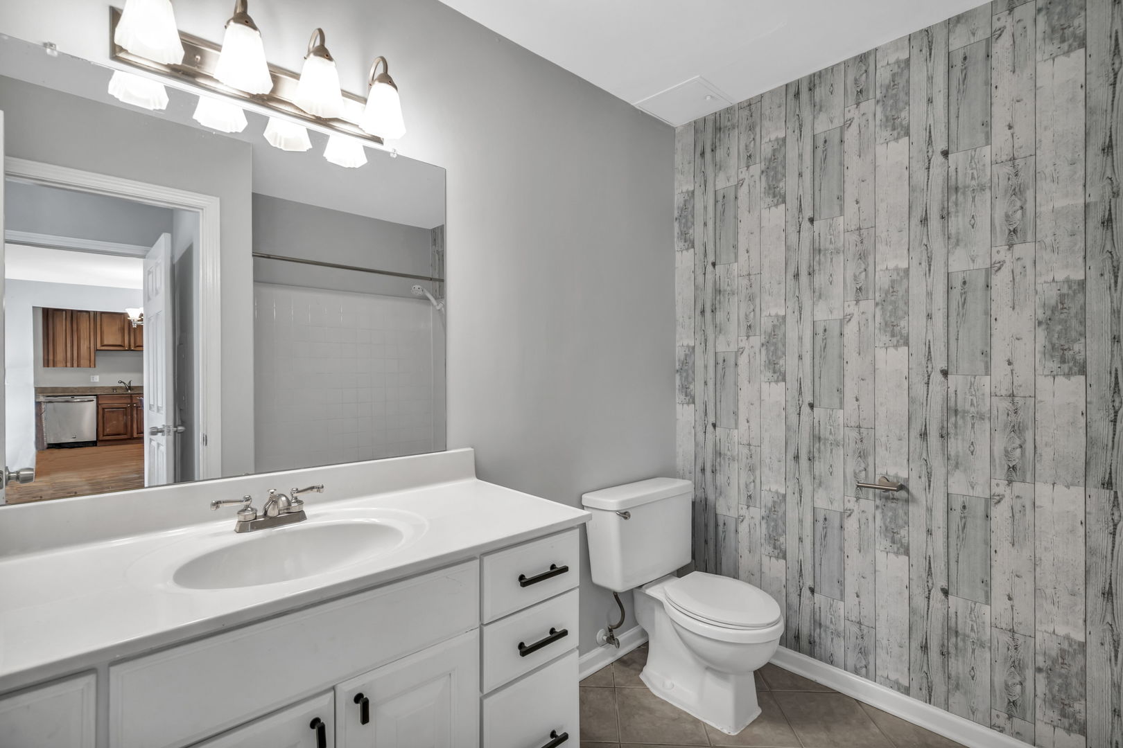 5400 Astor Lane #212, Rolling Meadows, IL 60008
