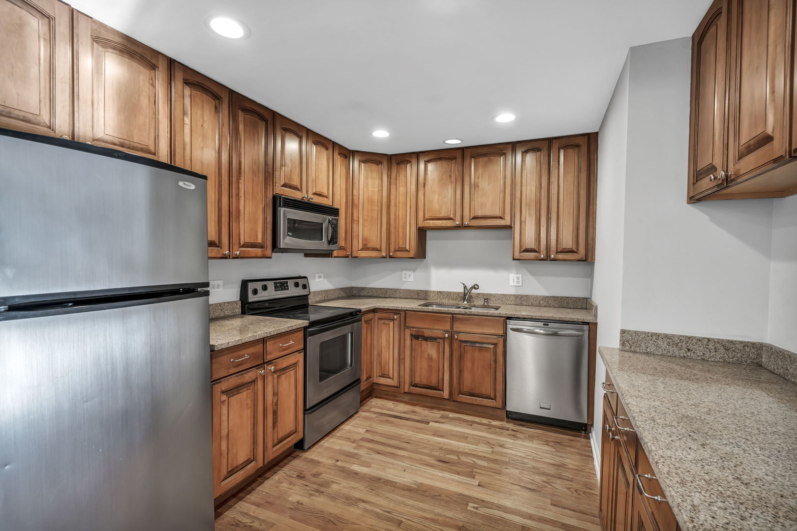 5400 Astor Lane #212, Rolling Meadows, IL 60008