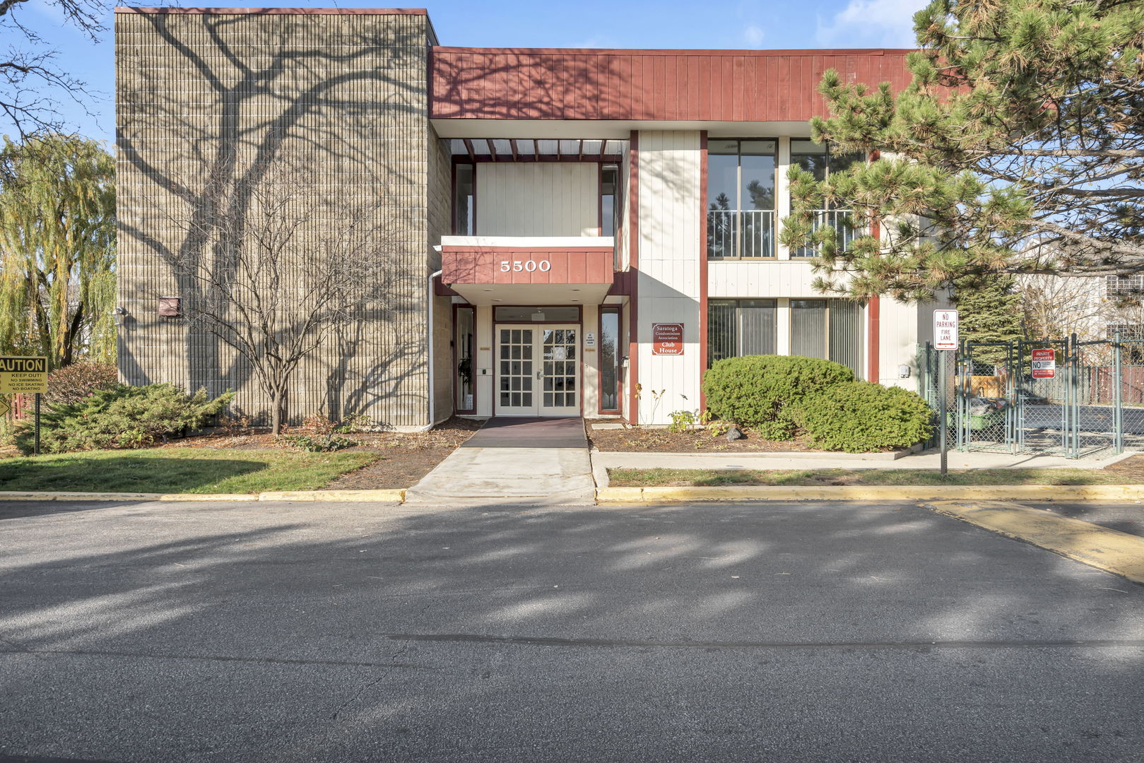 5400 Astor Lane #212, Rolling Meadows, IL 60008