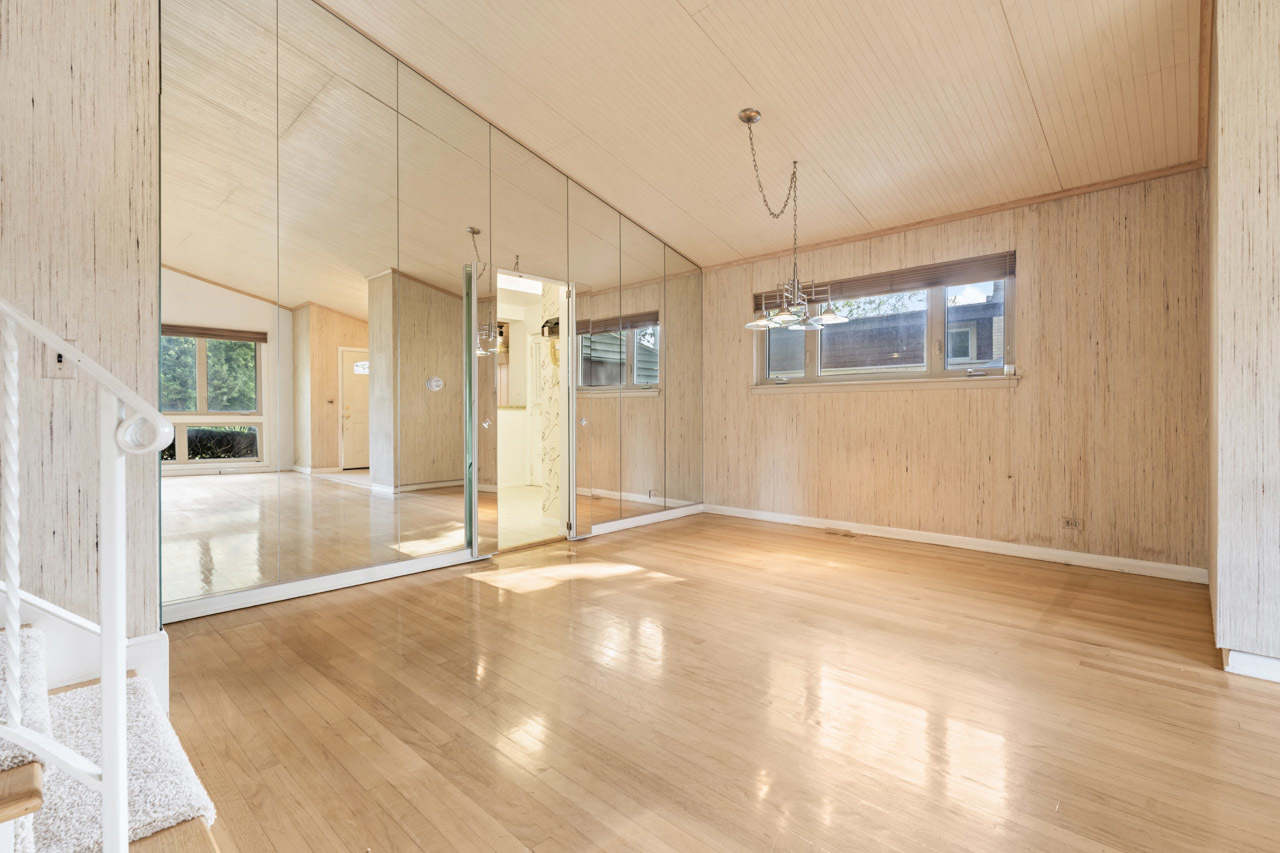 9101 Sleeping Bear Road, Skokie, IL 60076