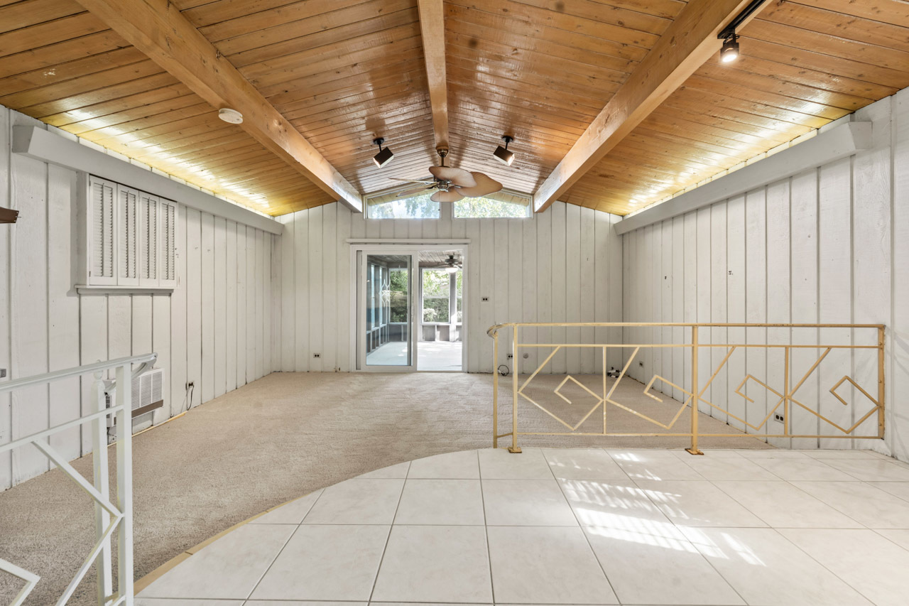 9101 Sleeping Bear Road, Skokie, IL 60076