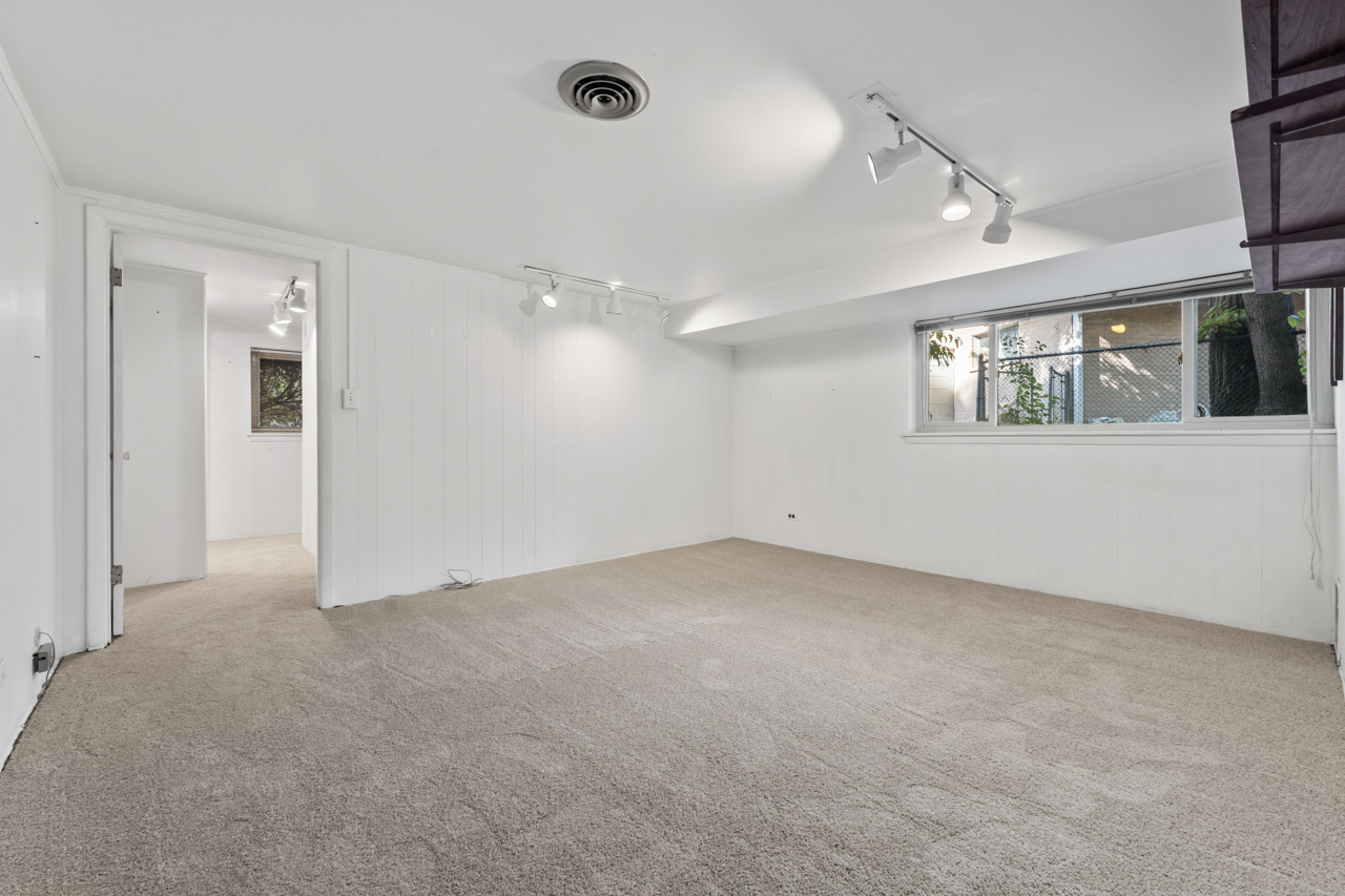 9101 Sleeping Bear Road, Skokie, IL 60076