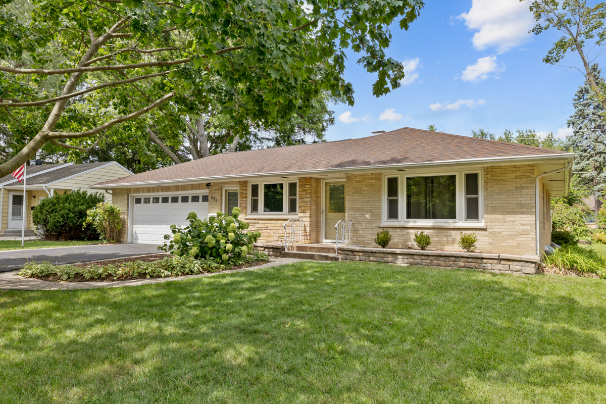 625 Park Street, East Dundee, IL 60118