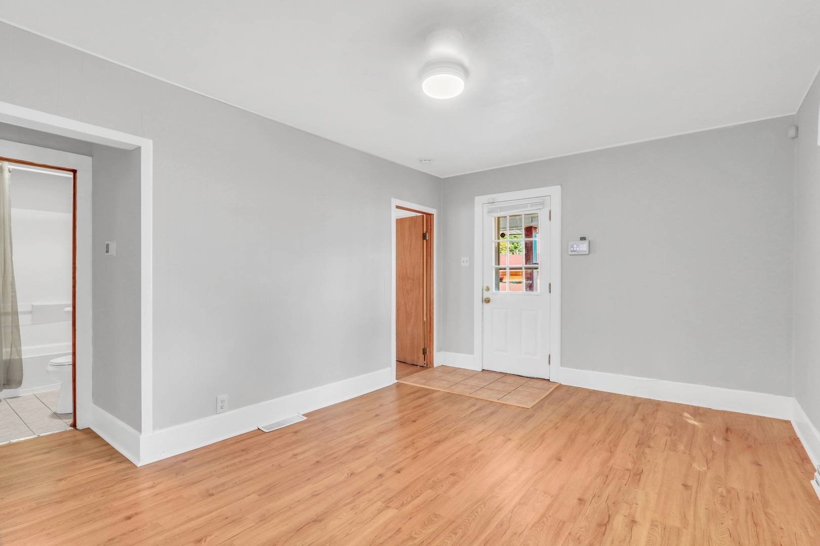 318 S Butrick Street, Waukegan, IL 60085