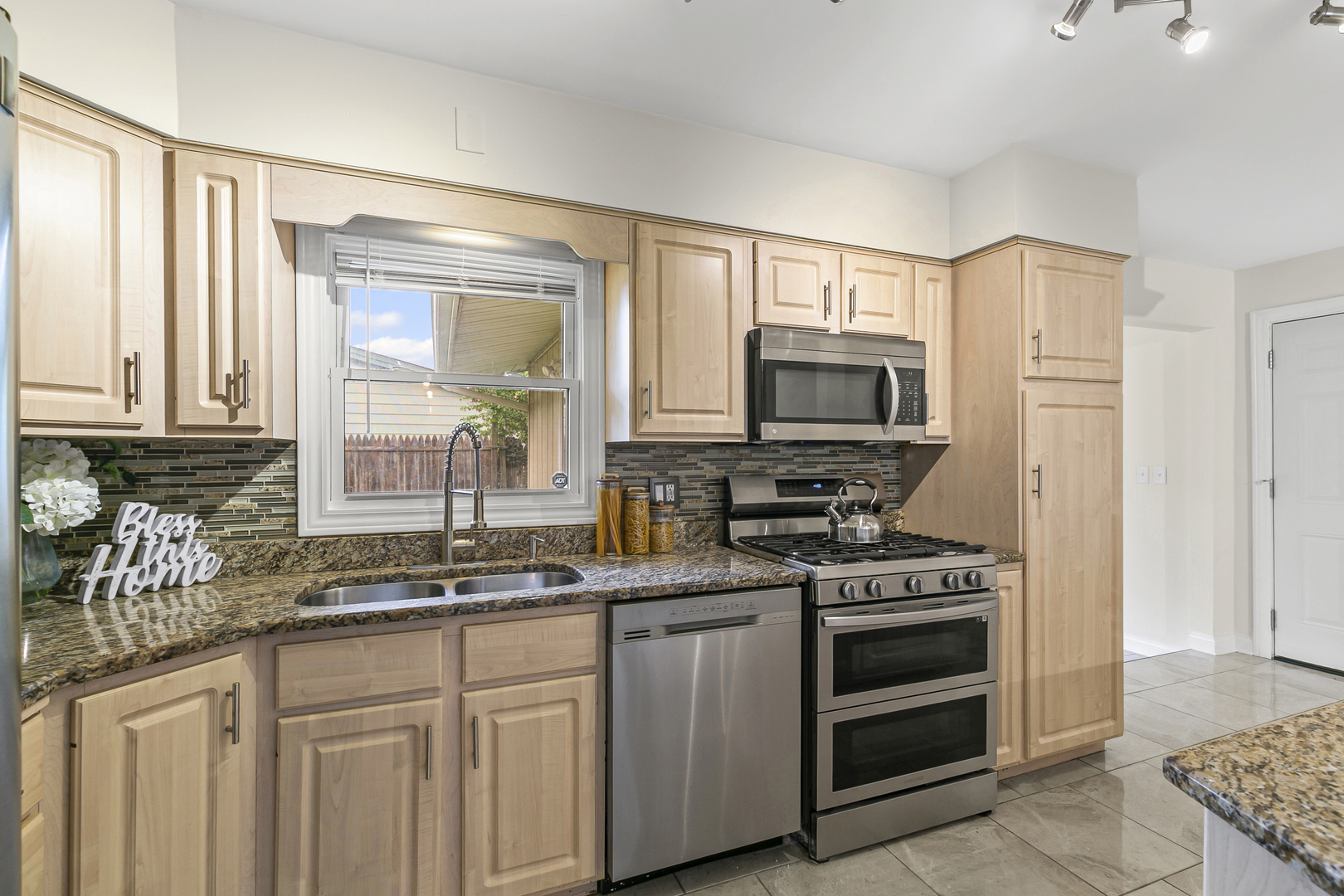 3152 189th Street, Lansing, IL 60438