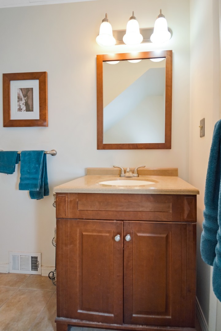 410 N McLean Street, Bloomington, IL 61701