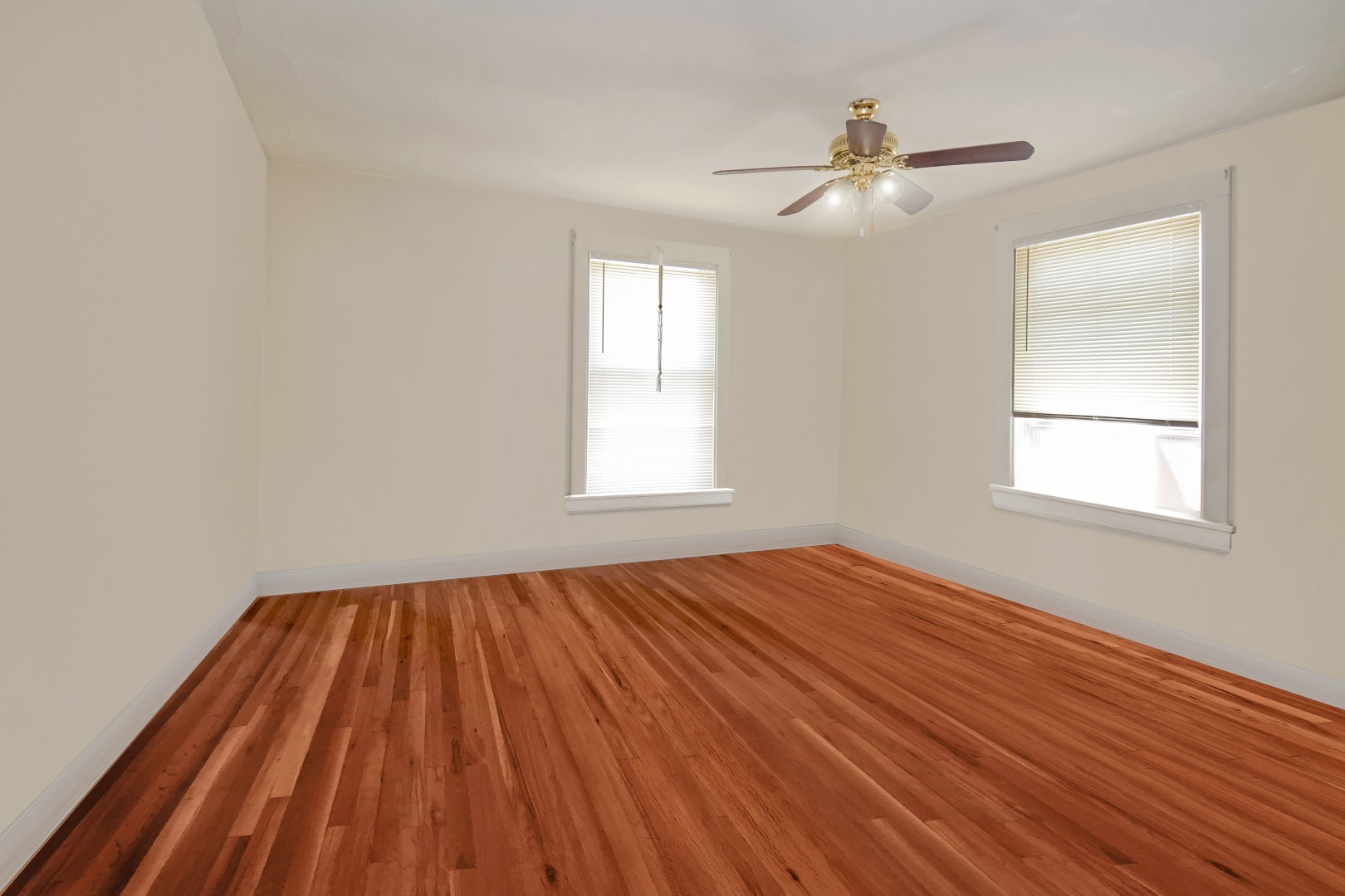 410 N McLean Street, Bloomington, IL 61701