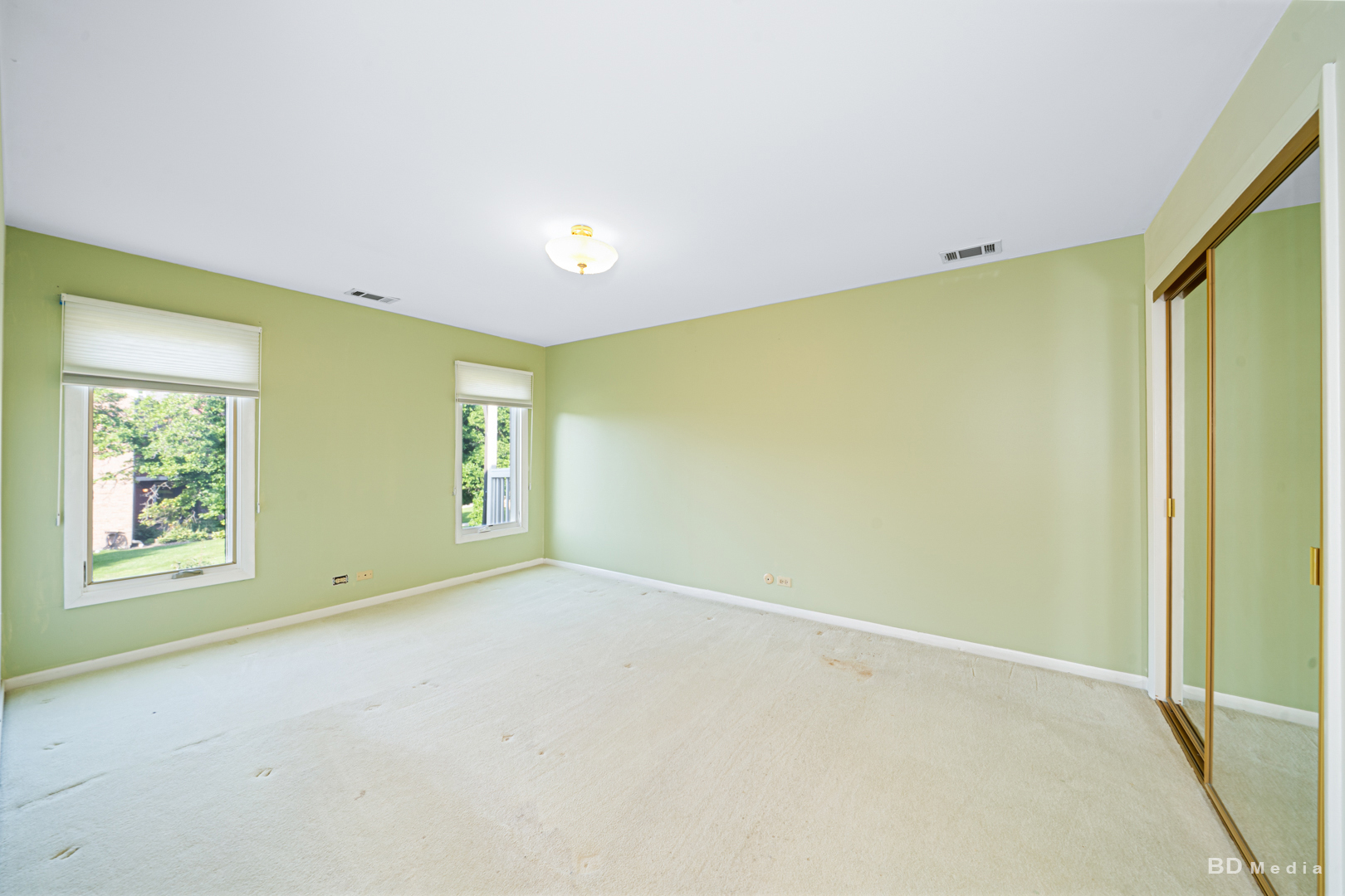 1477 S County Farm Road #2-3F, Wheaton, IL 60189
