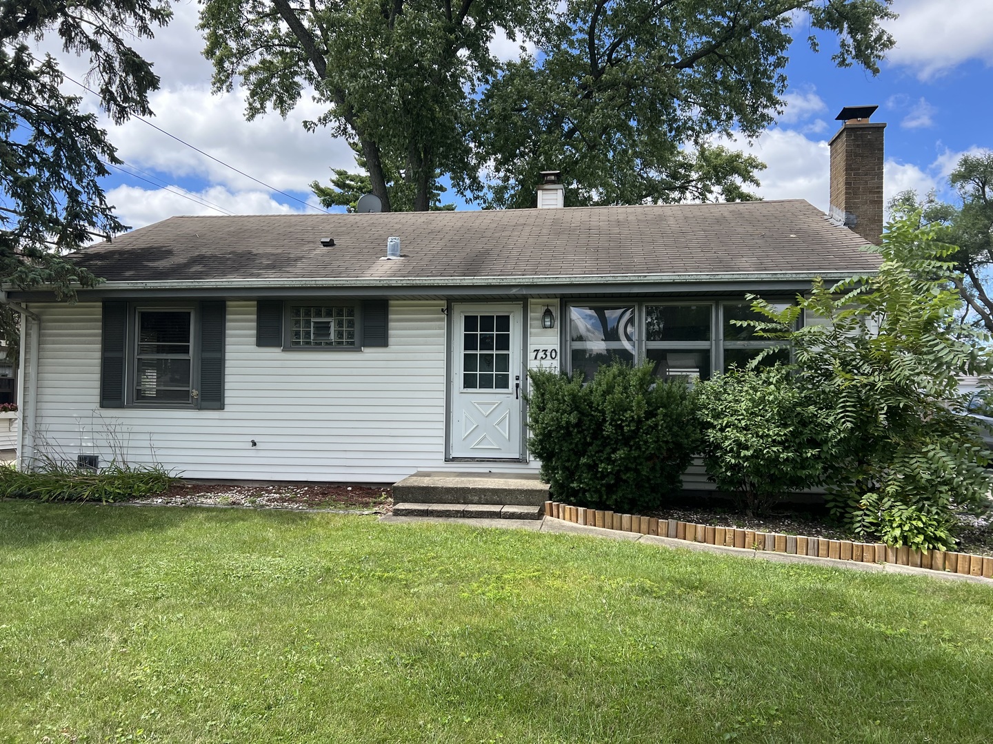 730 N Elizabeth Street, Lombard, IL 60148