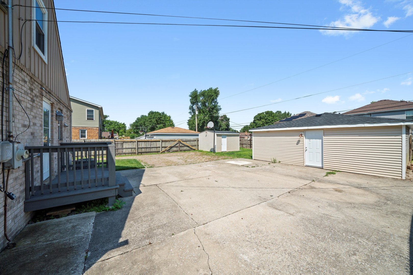2612 W 98th Street, Evergreen Park, IL 60805