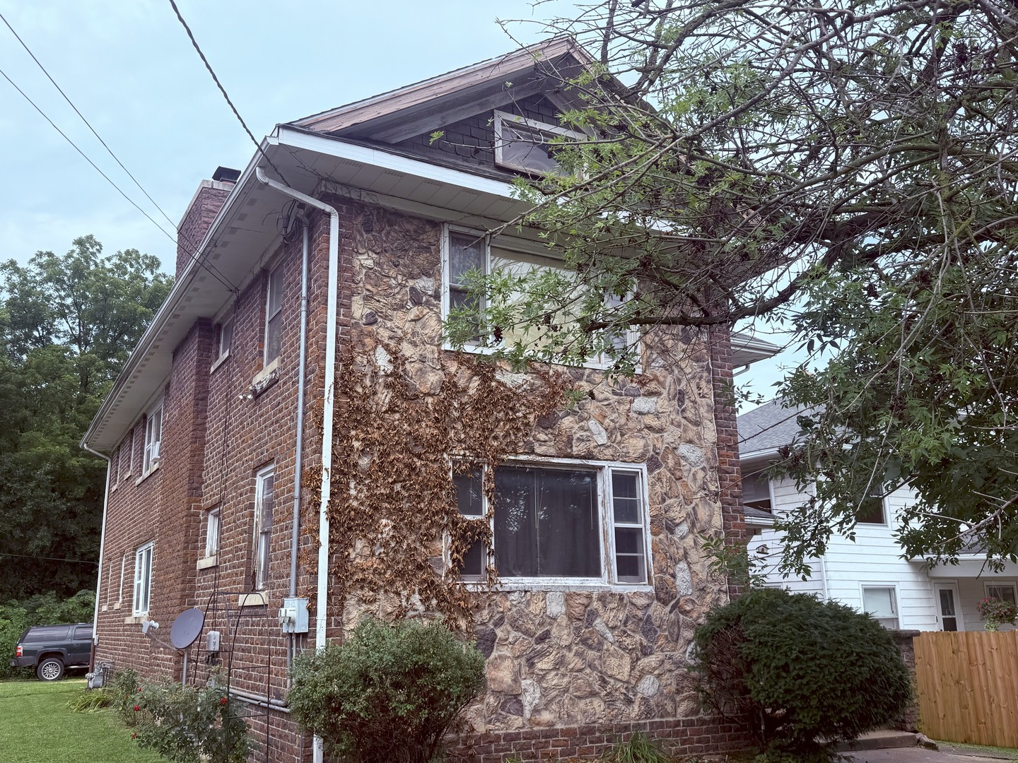 120-122 Smith Avenue, Rockford, IL 61107