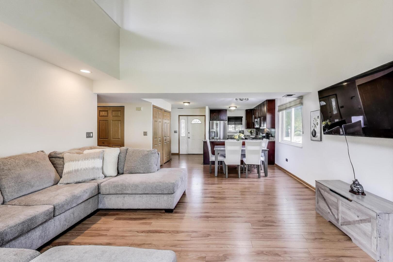 39531 N Bishop Court #5, Lake Villa, IL 60046