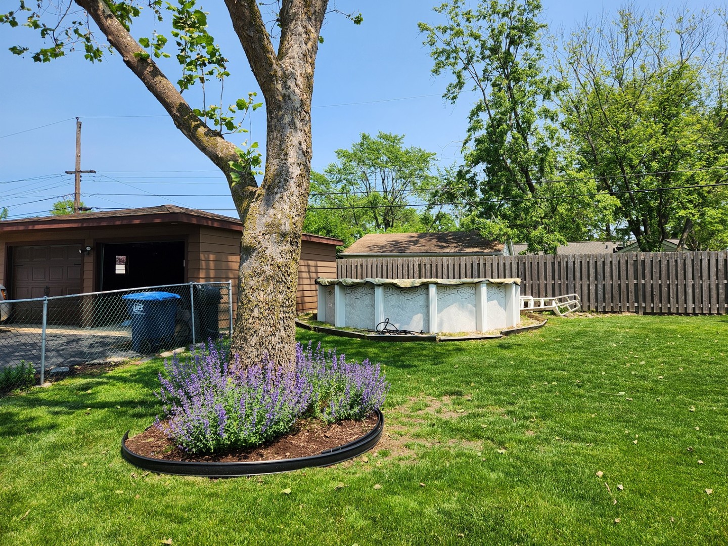 7713 Brookhaven Avenue, Darien, IL 60561