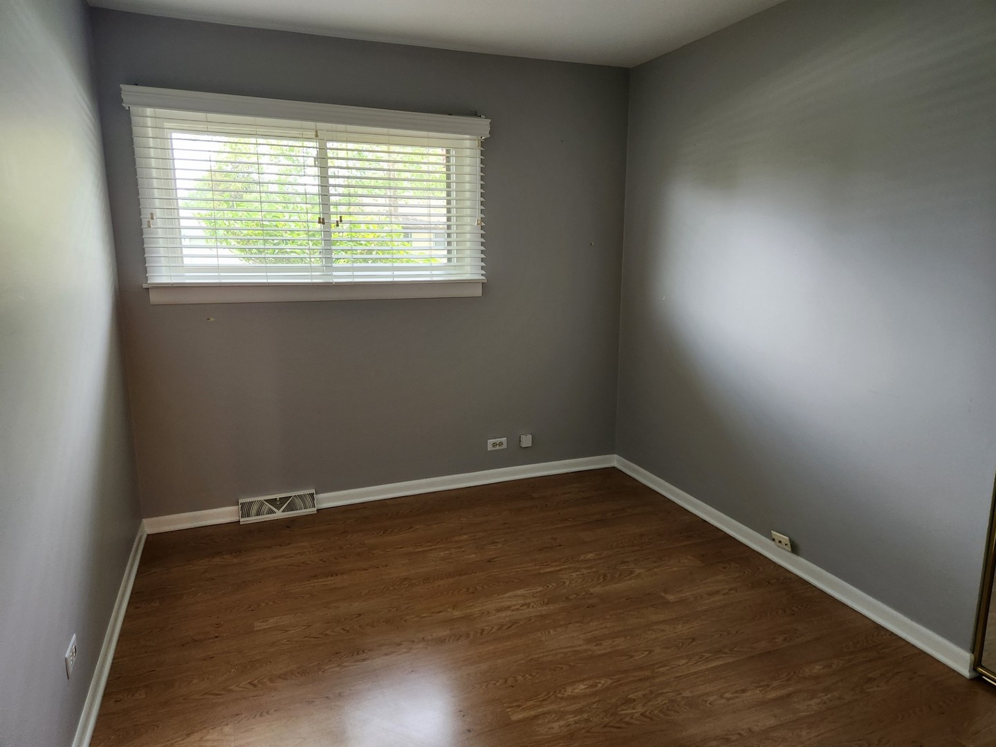 7713 Brookhaven Avenue, Darien, IL 60561