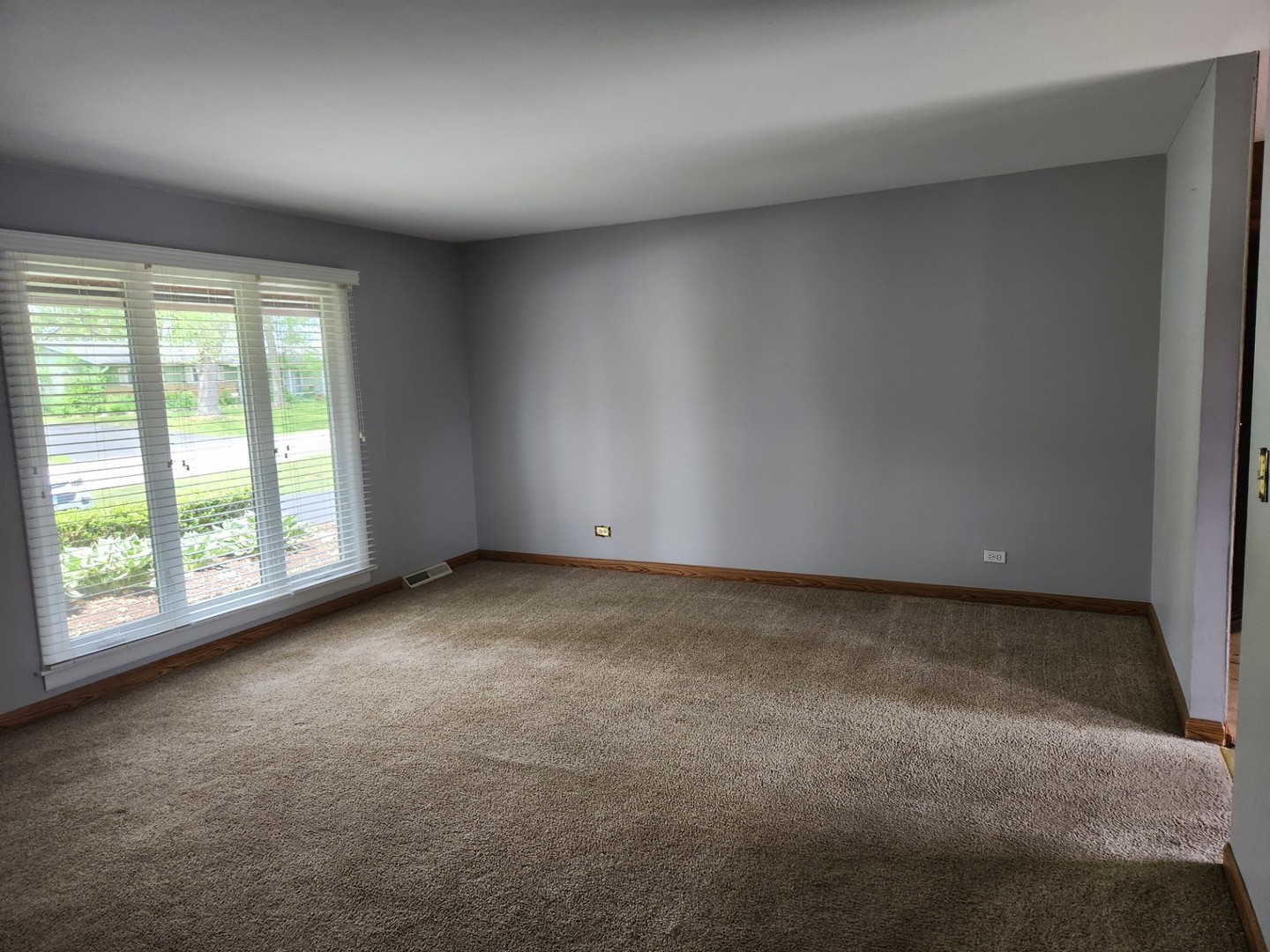 7713 Brookhaven Avenue, Darien, IL 60561