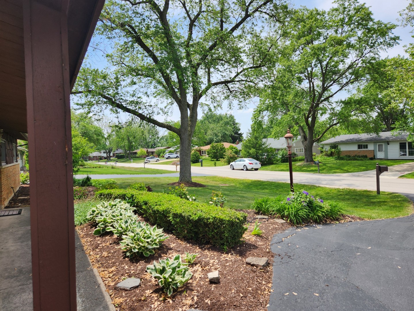 7713 Brookhaven Avenue, Darien, IL 60561
